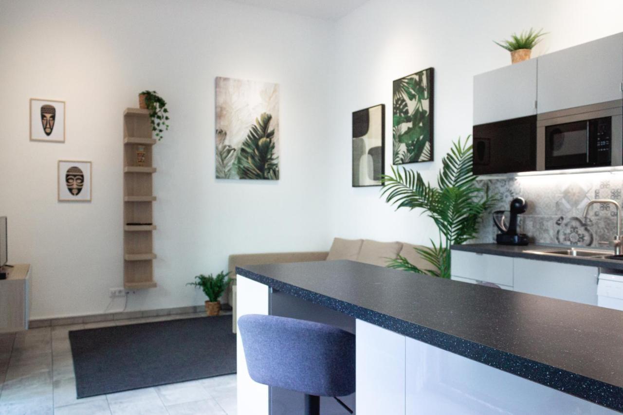 S18 "Garden In The City" Apartment บูดาเปสต์ ภายนอก รูปภาพ
